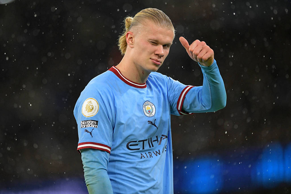 Erling Haaland of Manchester City winks and thumbs up after scoring a goal during the Premier League match between Manchester City and Everton at the Etihad Stadium in Manchester, England, December 31 2022. /CFP