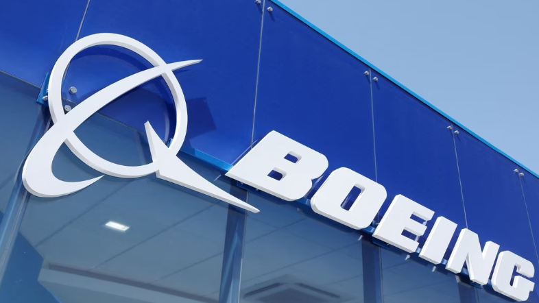 Boeing logo is seen on a trade pavilion at the Farnborough International Airshow in Farnborough, UK, July 19, 2022. /Reuters