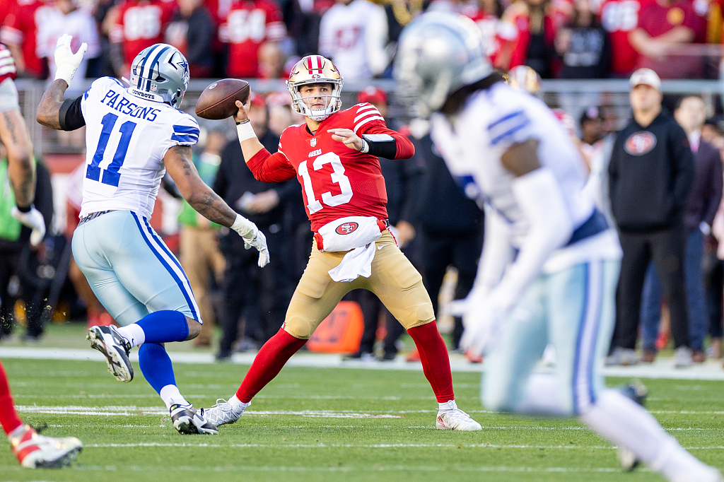 Quarterback Brock Purdy (#13) of the San Francisco 49ers passes in the NFL Naitonal Football Conference Divisional Round game against the Dallas Cowboys at Levi's Stadium in Santa Clara, California, January 22, 2023. /CFP