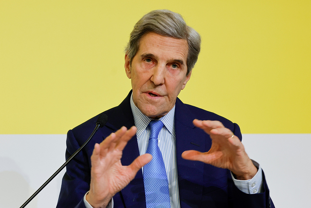 John Kerry, U.S. special presidential envoy for climate, speaks during an event on the sidelines of day three of the World Economic Forum (WEF) in Davos, Switzerland, January 19, 2023. /CFP 