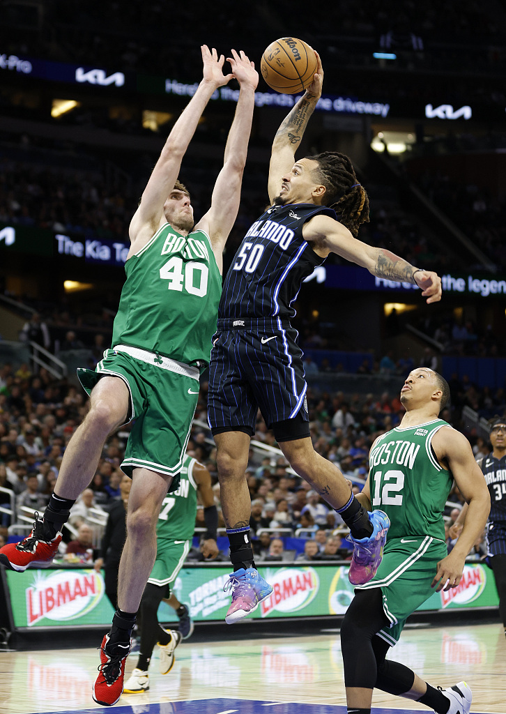Cole Anthony (#50) of the Orlando Magic drives toward the rim in the game against the Boston Celtics at Amway Center in Orlando, Florida, January 23, 2023. /CFP