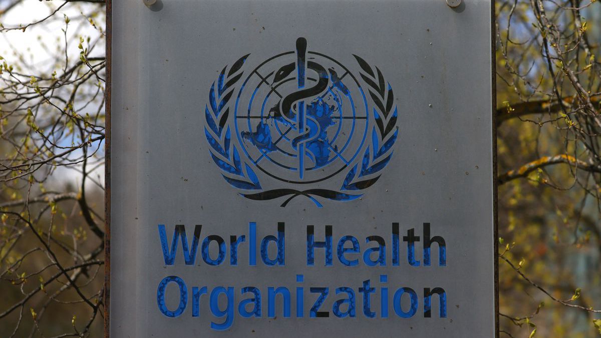A World Health Organization (WHO) logo outside a WHO building in Geneva, Switzerland, April 6, 2021. /Reuters