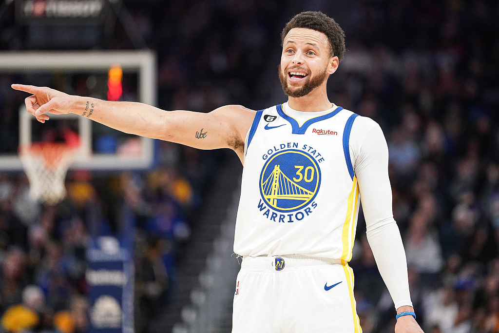 Stephen Curry of the Golden State Warriors looks on in the game against the Brooklyn Nets at Chase Center in San Francisco, California, January 22, 2023. /CFP