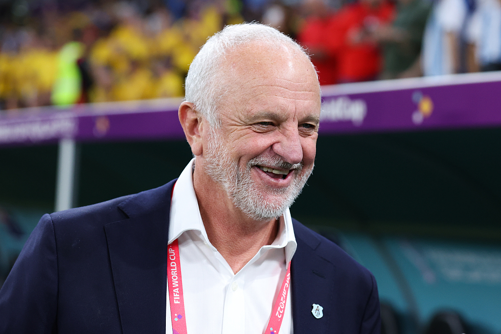 Manager Graham Arnold of Australia looks on during the FIFA World Cup Round of 16 game against Argentina at Ahmad Bin Ali Stadium in Doha, Qatar, December 3, 2022. /CFP 