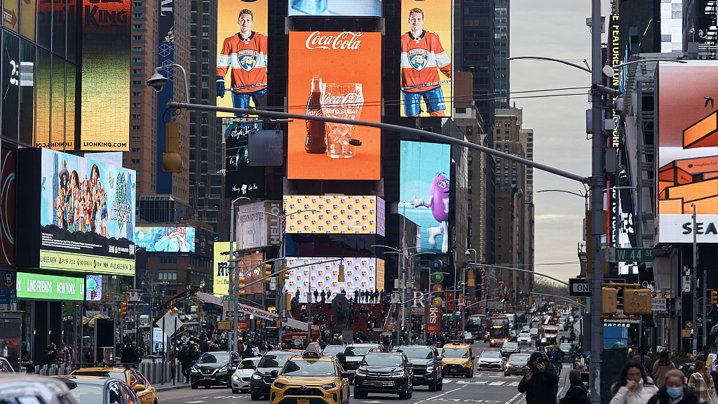 Cars drive through Times Square in New York, United States, January 17, 2023. /CFP
