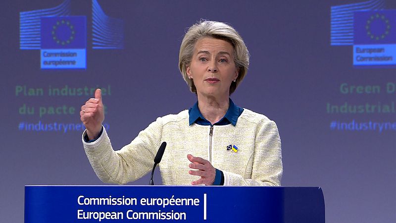 European Commission President Ursula von der Leyen addresses a press conference on 