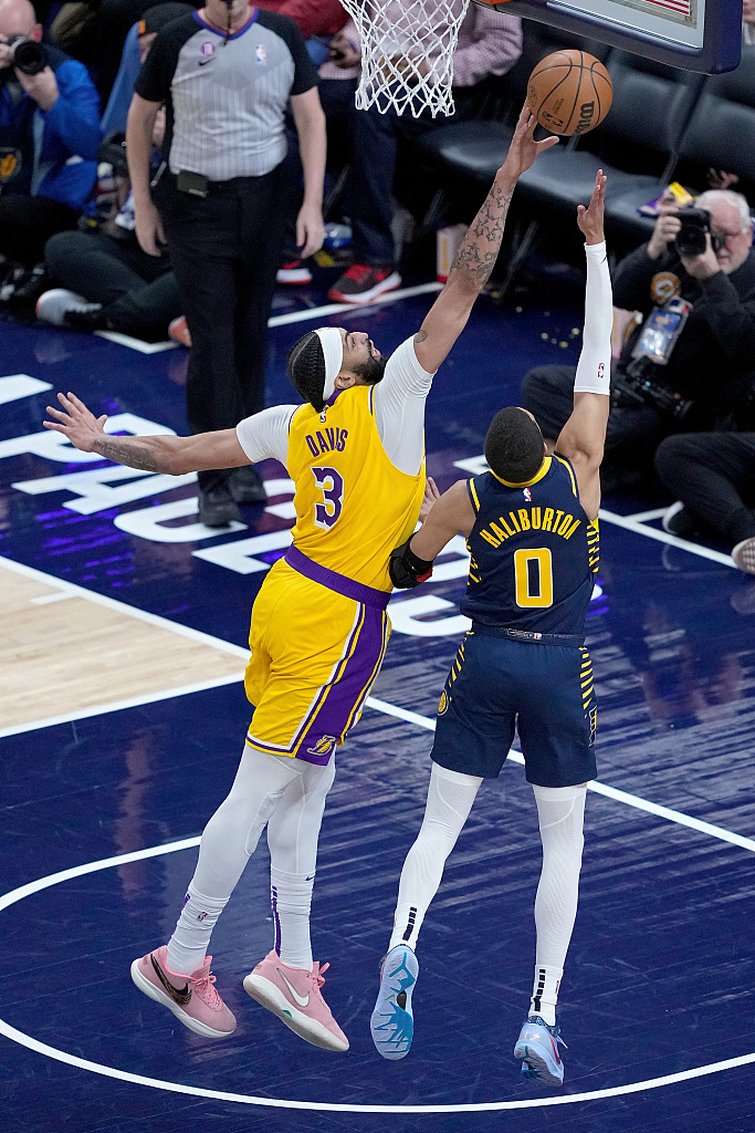 Anthony Davis (#3) of the Los Angeles Lakers blocks a shot by Tyrese Haliburton of the Indiana Pacers in the game at Gainbridge Fieldhouse in Indianapolis, Indiana, February 2, 2023. /CFP