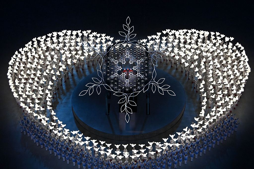 An overview of the Olympic flame during the opening ceremony of the Beijing 2022 Winter Olympic Games, at the National Stadium in Beijing, China, February 4, 2022. /CFP