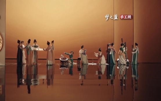 Dancers perform as the court ladies depicted in the painting. /CGTN