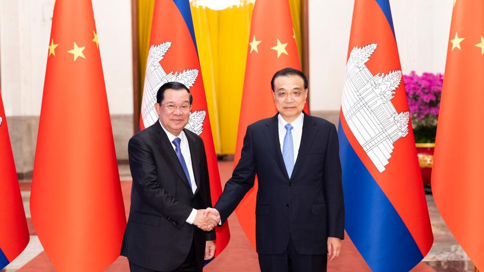 Chinese Premier Li Keqiang holds talks with Prime Minister of the Kingdom of Cambodia Hun Sen at the Great Hall of the People in Beijing, capital of China, February 10, 2023. /Xinhua