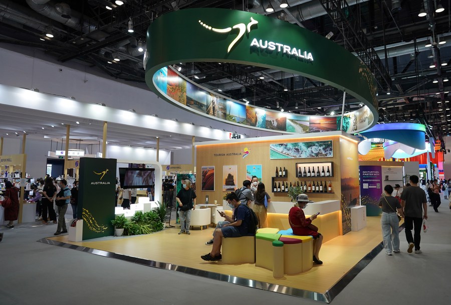 People visit the booth of Australia at the China National Convention Center during the 2022 China International Fair for Trade in Services in Beijing, China, September 4, 2022. /Xinhua