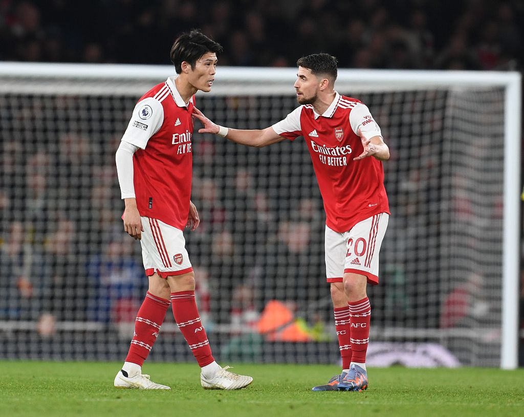 Takehiro Tomiyasu (L) and Jorginho of Arsenal during their clash with Manchester City at the Emirates Stadium in London, England, February 15, 2023. /CFP