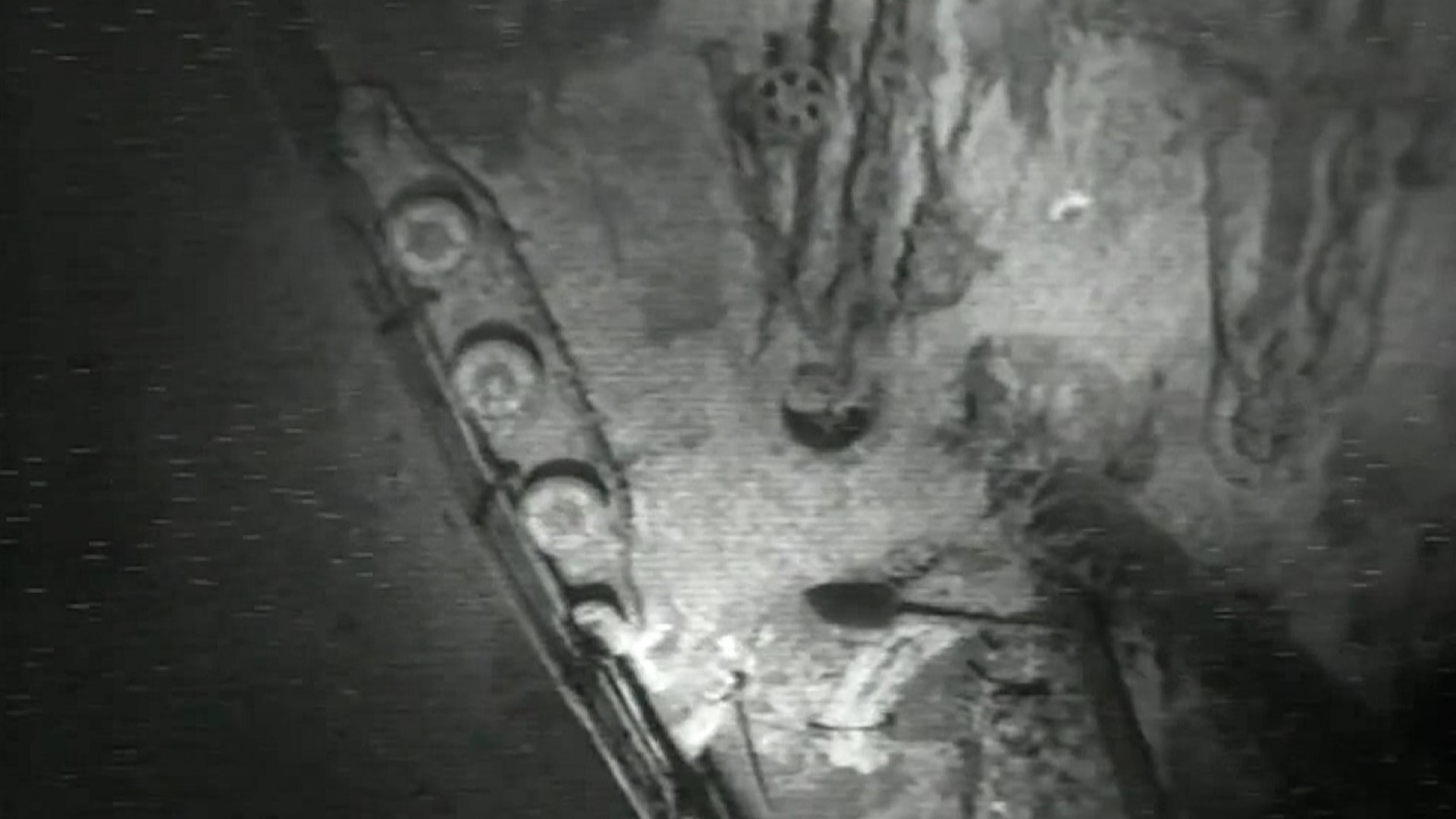 Video: Titanic wreck site location tour from 1986