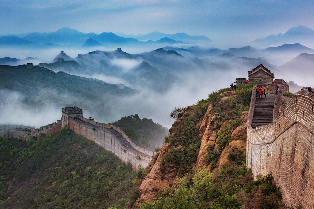 A view of the Jinshanling section of the Great Wall in north China's Hebei Province. /CFP