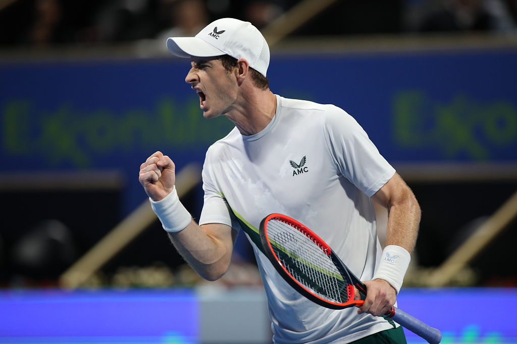 Britain's Andy Murray celebrates after winning a point against Germany's Alexander Zverev during the round of 16 match in the Qatar Open in Doha, February 22, 2023. /CFP
