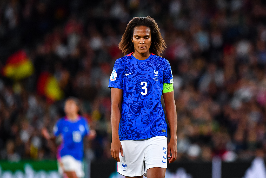 Wendie Renard of France looks on after the 2-1 loss to Germany in the UEFA European Women's Championship semifinals at Stadium MK in Milton Keynes, England, July 27, 2022. /CFP