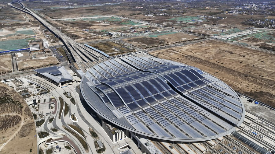 This aerial photo taken on March 31, 2022 shows the Xiong'an Railway Station in Xiong'an New Area, north China's Hebei Province. /Xinhua