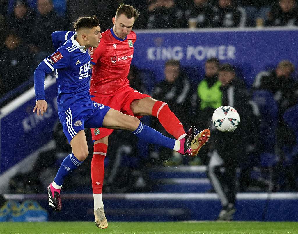 Luke Thomas (L) of Leicester City vies with Ryan Hedges of Blackburn Rovers during their FA Cup match at King Power Stadium in Leicester, England, February 28, 2023. /CFP