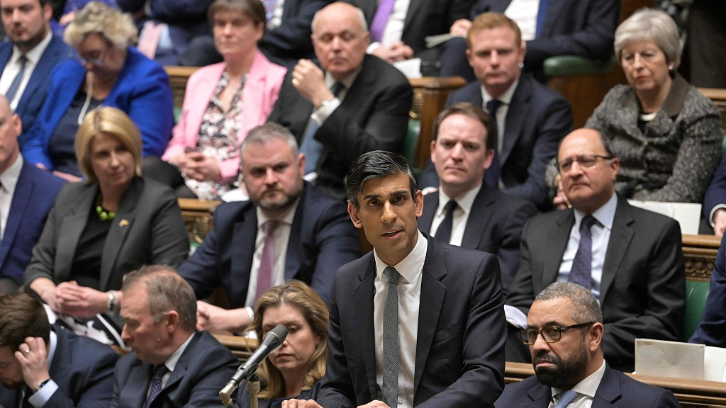 A handout photograph released by the UK Parliament shows Britain's Prime Minister Rishi Sunak making a statement about the Northern Ireland (NI) Protocol in the House of Commons in London, February 27, 2023. /CFP