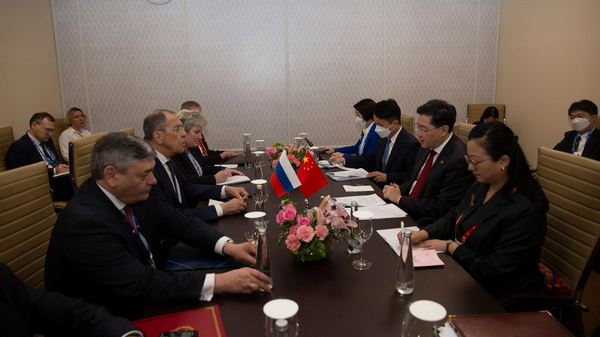 Chinese Foreign Minister Qin Gang holds talks with Russian Foreign Minister Sergei Lavrov in New Delhi, India, March 2, 2023. /Chinese Foreign Ministry