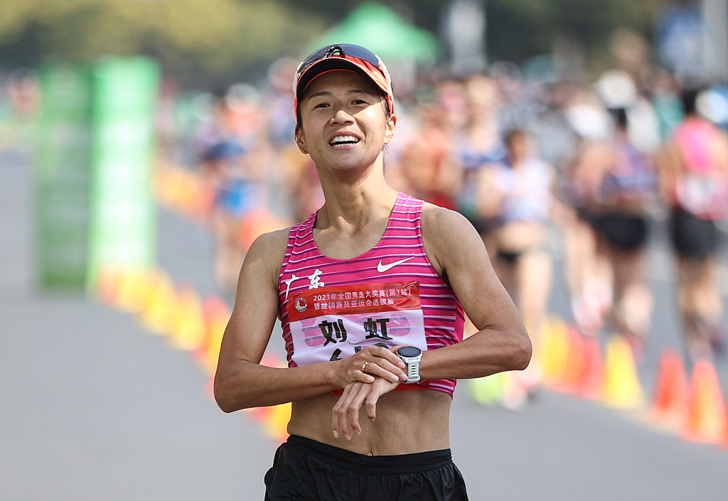 Liu Hong of China competes in the women's 20-kilometer event in the first stop of the Chinese national race walk grand prix in Huangshan, east China's Anhui Province, March 5, 2023. /CFP