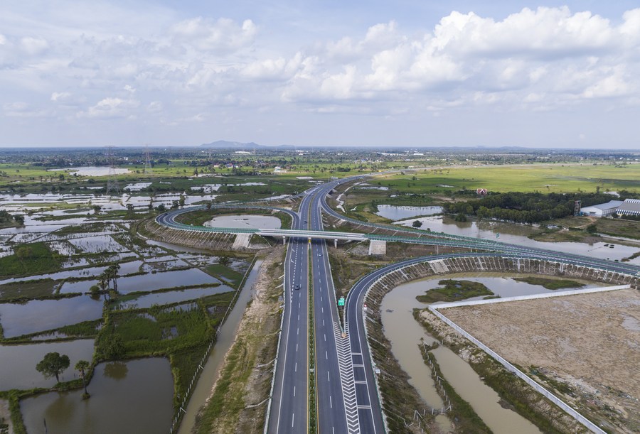 The Phnom Penh-Sihanoukville Expressway in Kampong Speu Province, Cambodia, October 28, 2022./Xinhua