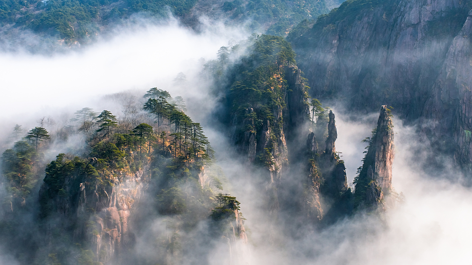 Huangshan Mountain, a UNESCO World Heritage Site in Anhui Province /CFP