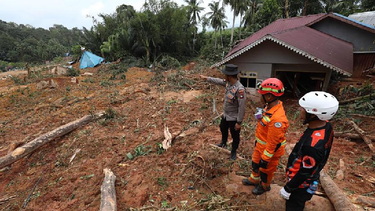 Death Toll From Western Indonesia's Landslides Rises To 44 - CGTN