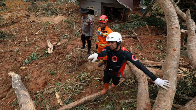 Death Toll From Western Indonesia's Landslides Rises To 48 - CGTN