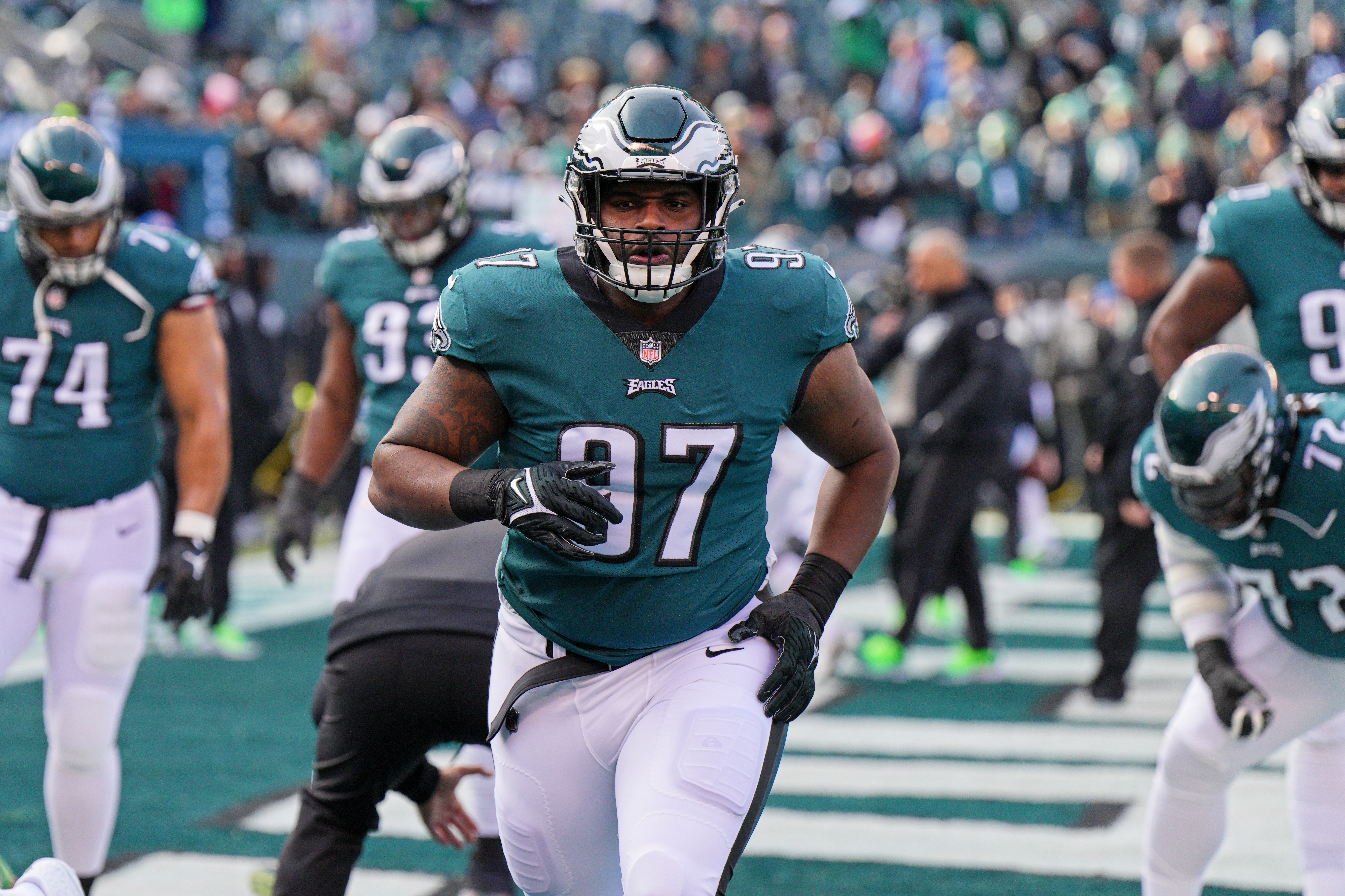 Defensive tackle Javon Hargrave (#97) of the Philadelphia Eagles warms up during the game against the Tennessee Titans at Lincoln Financial Field in Philadelphia, Pennsylvania, December 4, 2022. /CFP