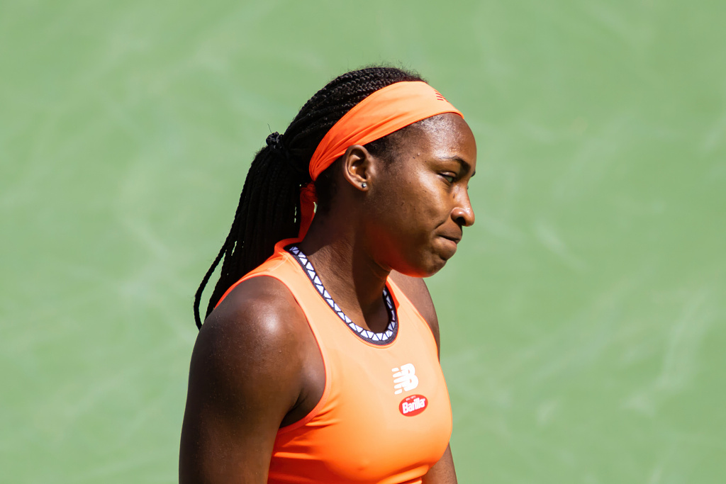 Coco Gauff of the United States looks dejected against Aryna Sabalenka of Belarus in the quarter-finals of the Indian Wells Tennis Masters, the U.S., March 16, 2023. /CFP