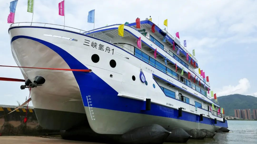 China's first service ship powered by a 500-kilowatt hydrogen fuel cell, Three Gorges hydrogen ship No.1. /China Three Gorges Corporation