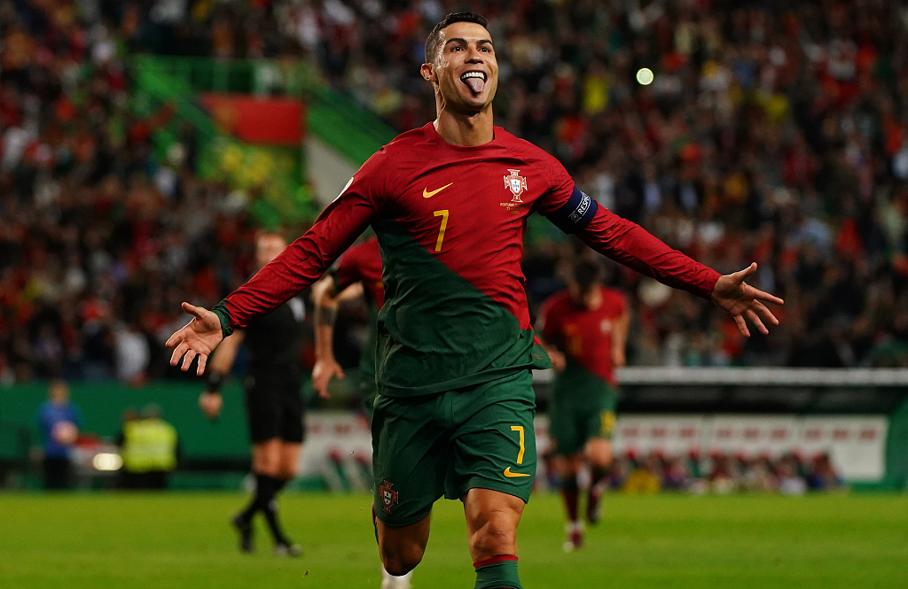 Cristiano Ronaldo of Portugal reacts after scoring a free kick during his team's clash with Liechtenstein at Estadio Jose Alvalade in Lisbon, Portugal, March 23, 2023. /CFP
