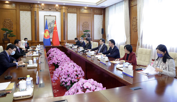 Chinese State Councilor and Foreign Minister Qin Gang holds talks with ASEAN Secretary-General Kao Kim Hourn in Beijing, China, March 27, 2023. /Chinese Foreign Ministry