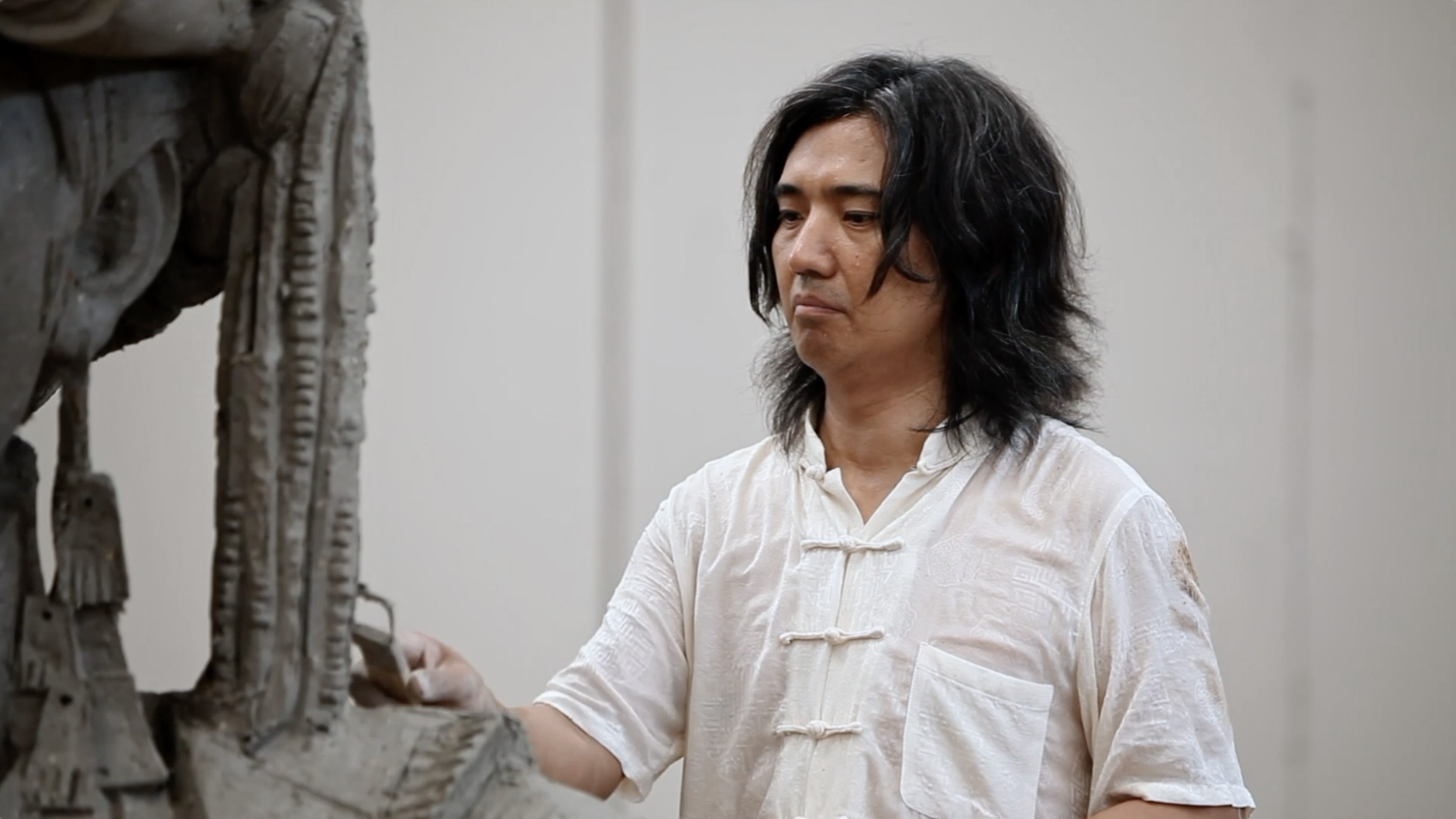 Cultural envoy: Chinese sculptor distills essence of his subjects
