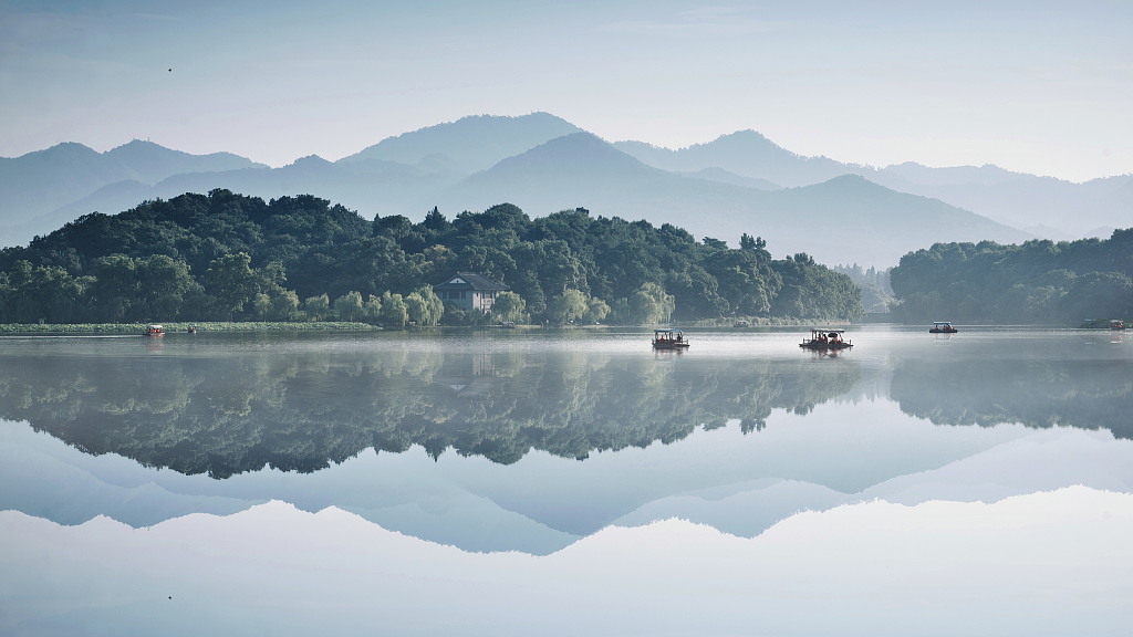A view of the West Lake in Hangzhou, east China's Zhejiang Province. /CFP