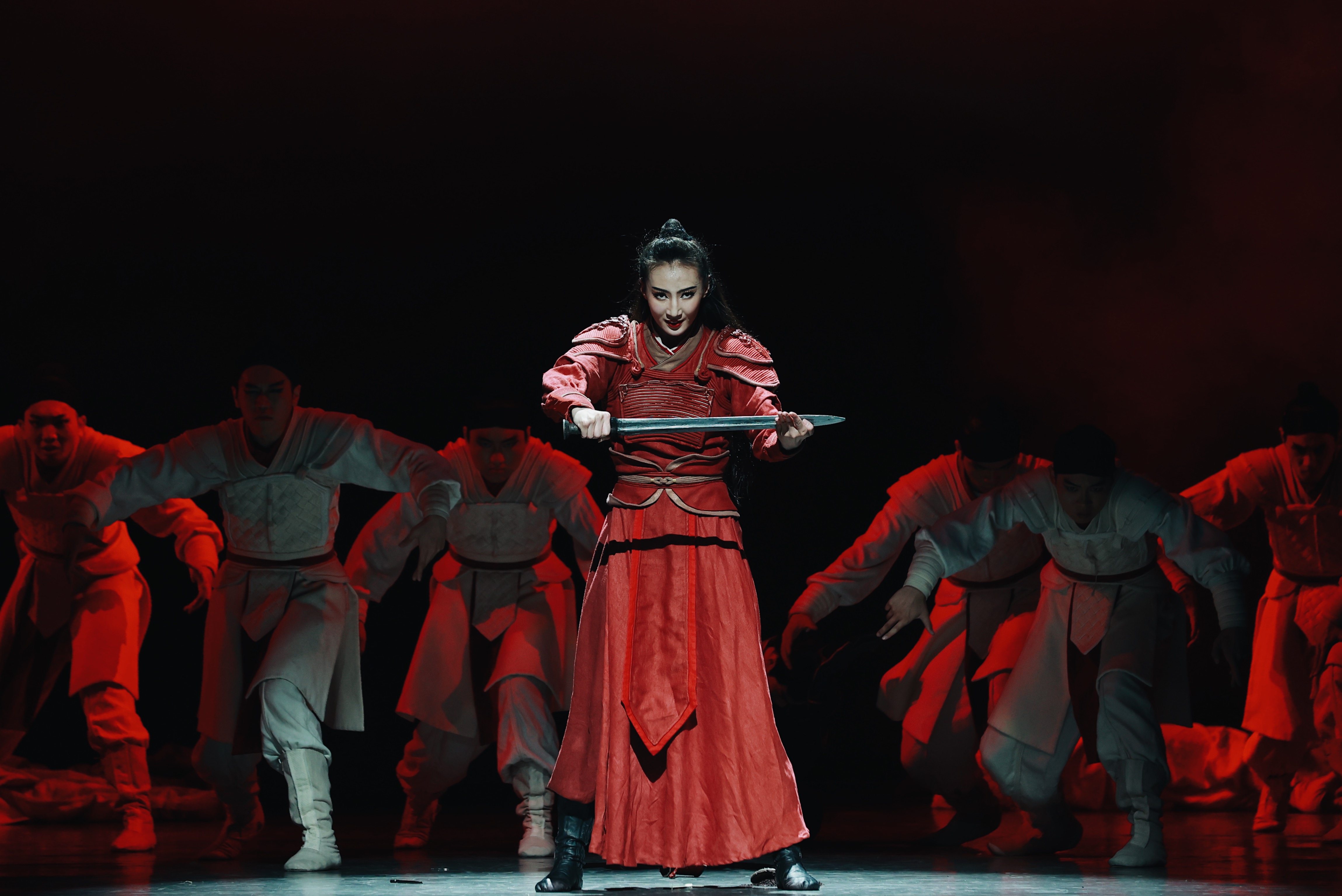 Hao Ruoqi stars in the dance drama “Mulan.” /Xu Nan