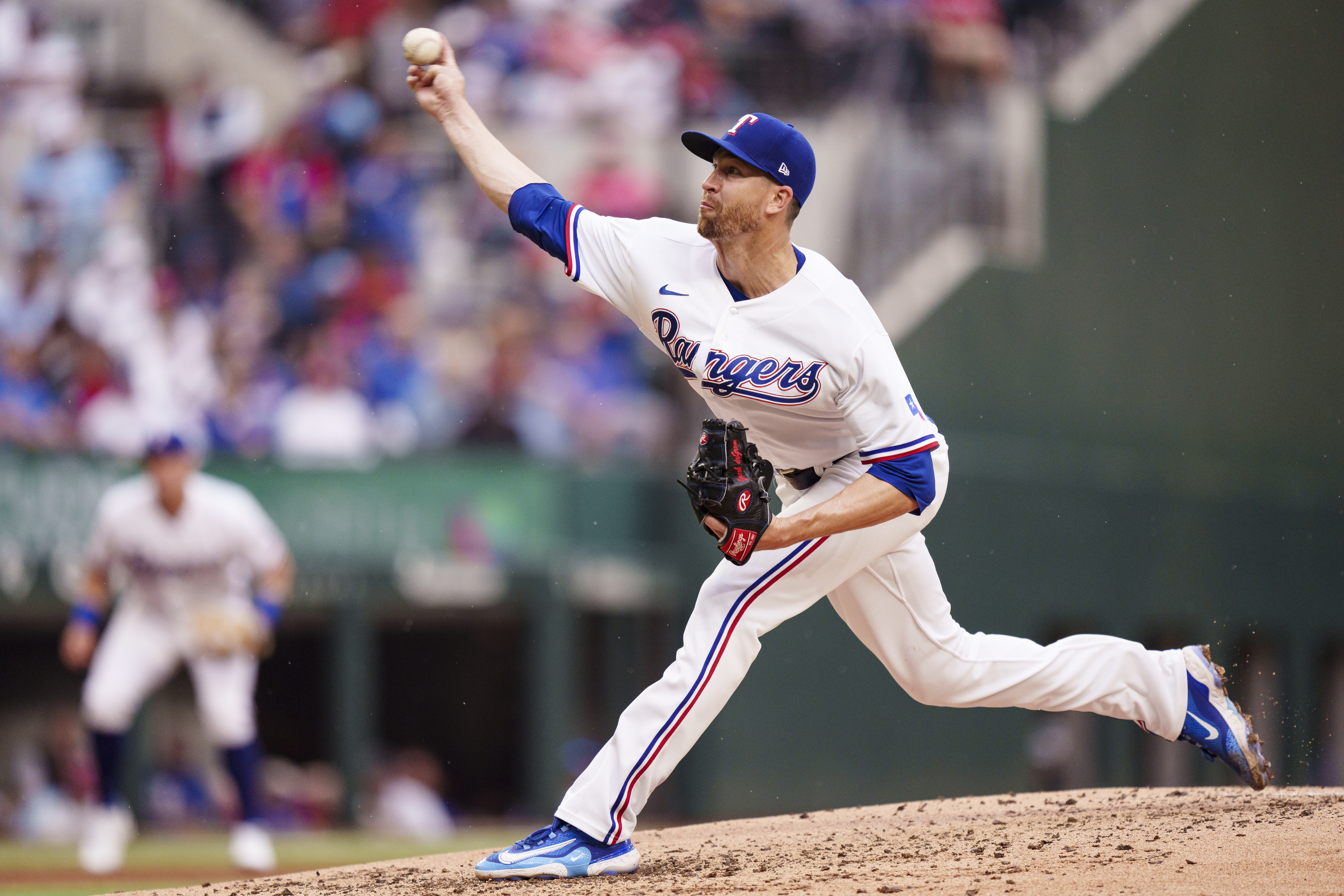 Pitcher Jacob deGrom of the Texas Rangers throws in the game against the Philadelphia Phillies at Globe Life Field in Arlington, Texas, March 30, 2023. /CFP 