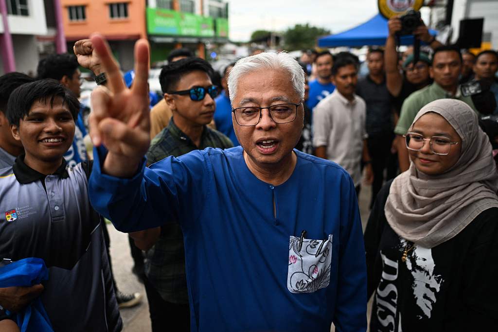 Ismail Sabri Yaakob, then Malaysian prime minister, appears on the campaign trail on the eve of Malaysia's general election, November 18, 2022. /CFP