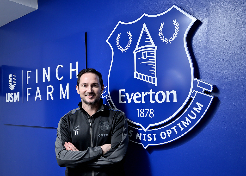 Frank Lampard poses for a photo after becoming the new manager of Everton at USM Finch Farm in Halewood, England, January 31, 2022. /CFP