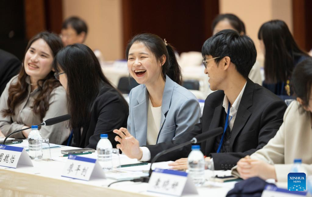 A view of the group discussion at Fudan University, April 6, 2023. /Xinhua