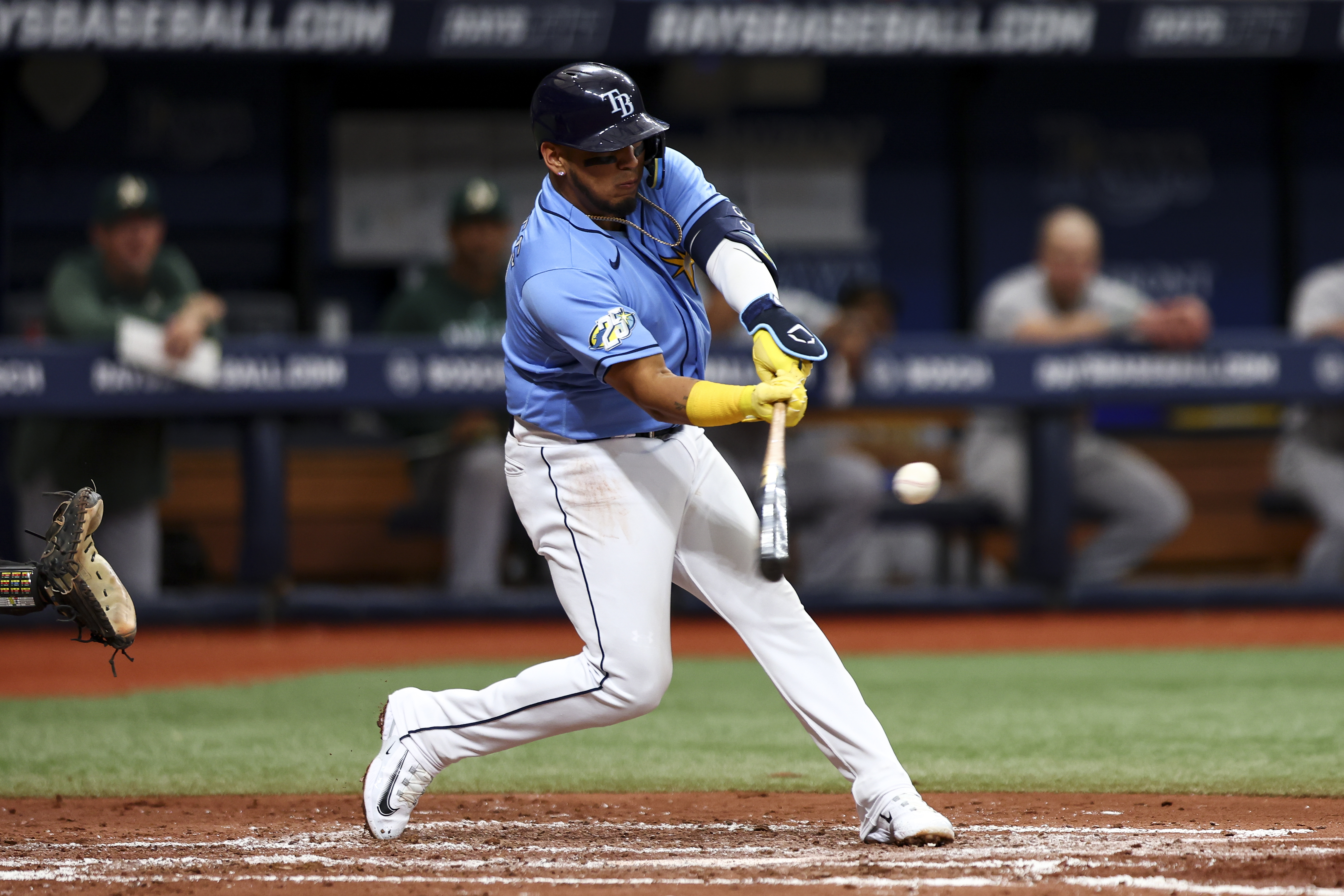 Isaac Paredes of the Tampa Bay Rays hits during the fourth inning in the game against the Oakland Athletics at Tropicana Field in St. Petersburg, Florida, April 8, 2023. /CFP