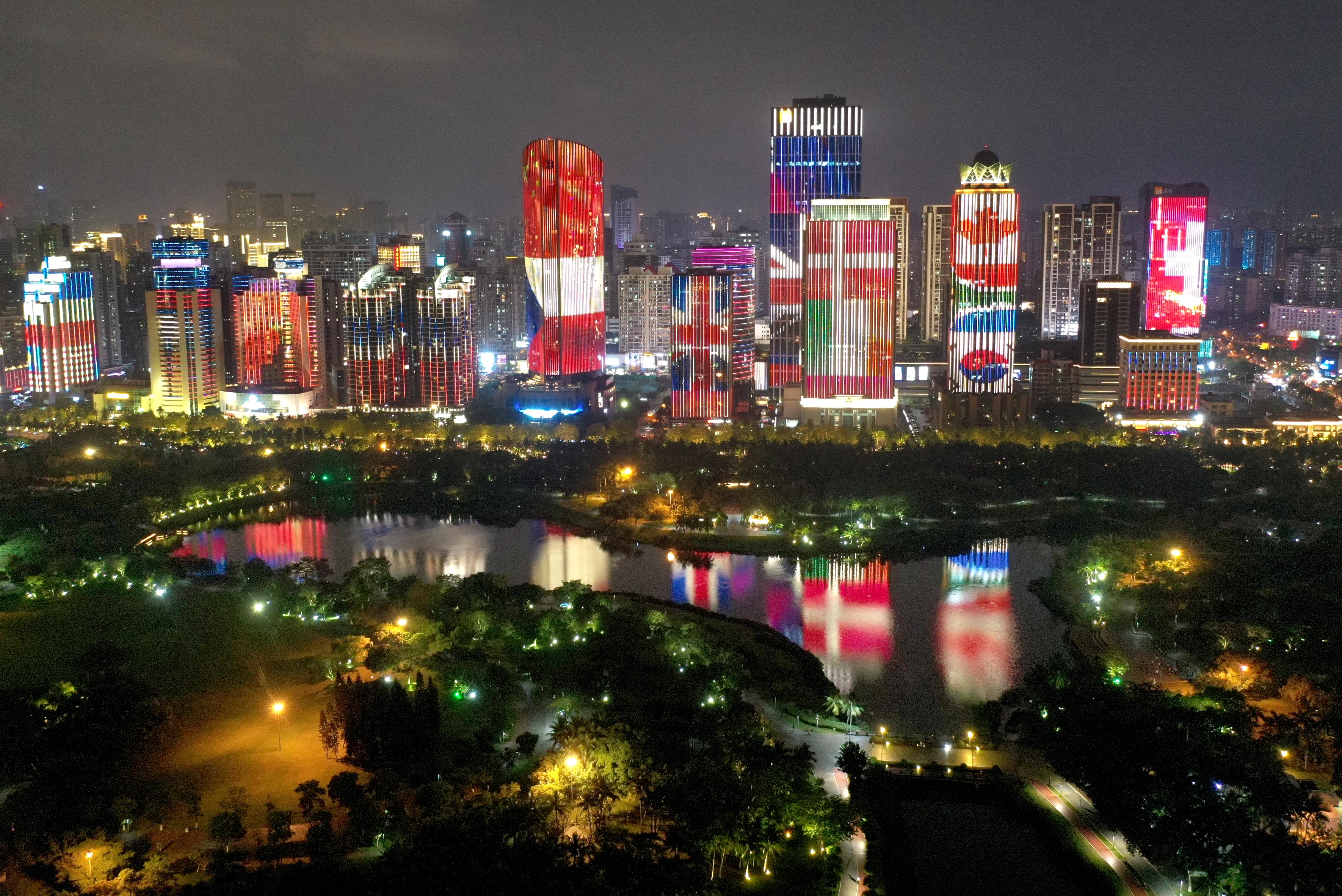 An overview of Haikou's Binhai Avenue, April 10, 2023. Xu Hongxing / Hainan Expo