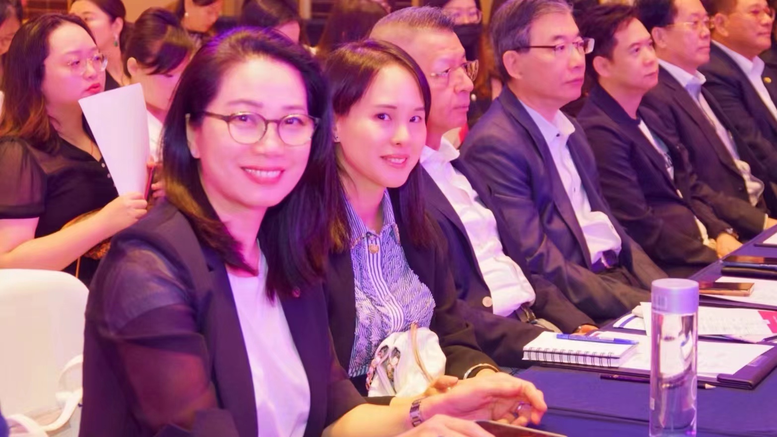 Attendees at the forum on women's fashion consumption, YATTER International Convention Center, Haikou, south China's Hainan Province, April 11, 2023. /Hainan Expo