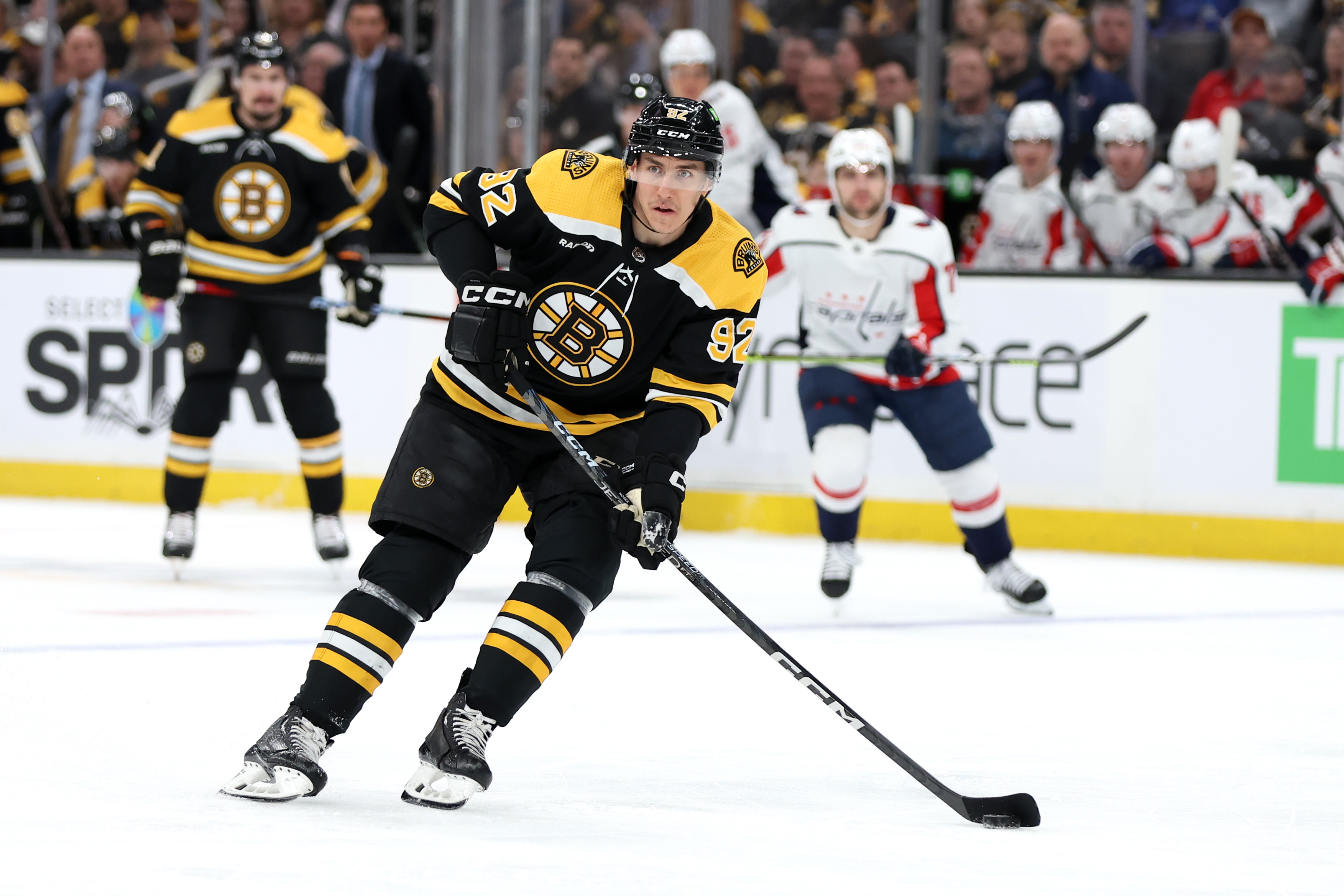 Tomas Nosek (#92) of the Boston Bruins skates in the game against the Washington Capitals at the TD Garden in Boston, Massachusetts, April 11, 2023. /CFP