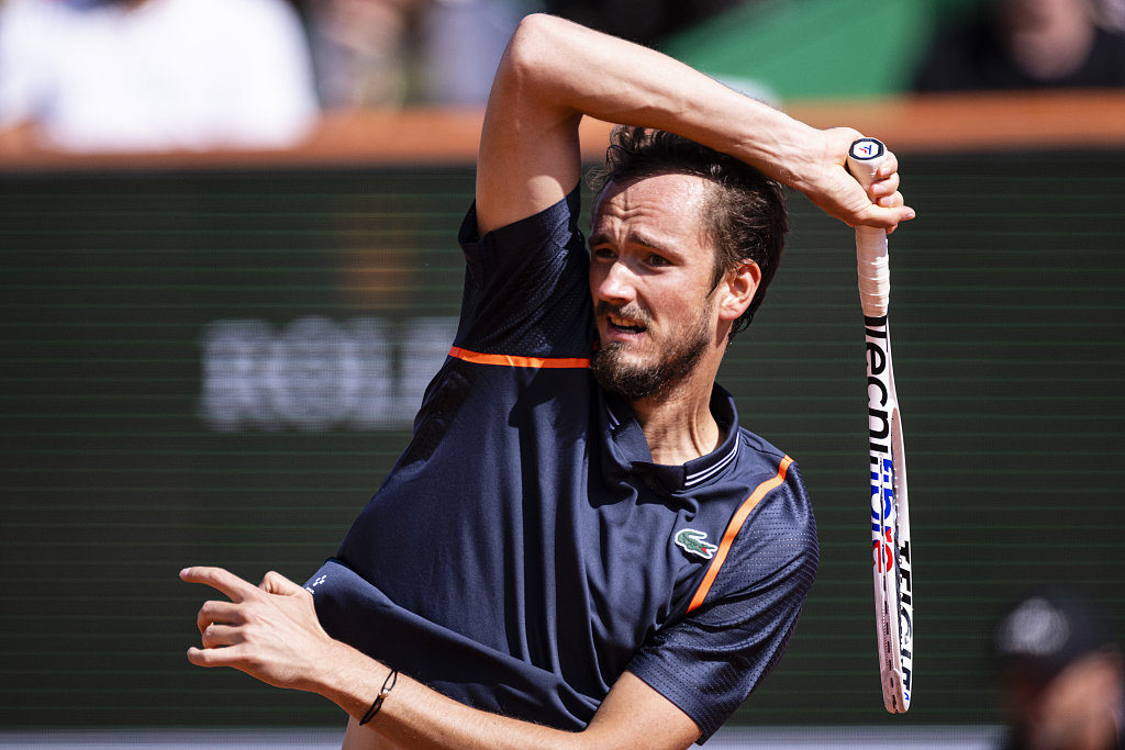 Daniil Medvedev of Russia competes against Lorenzo Sonego of Italy at the Monte Carlo Masters in Monaco, April 12, 2023. /CFP