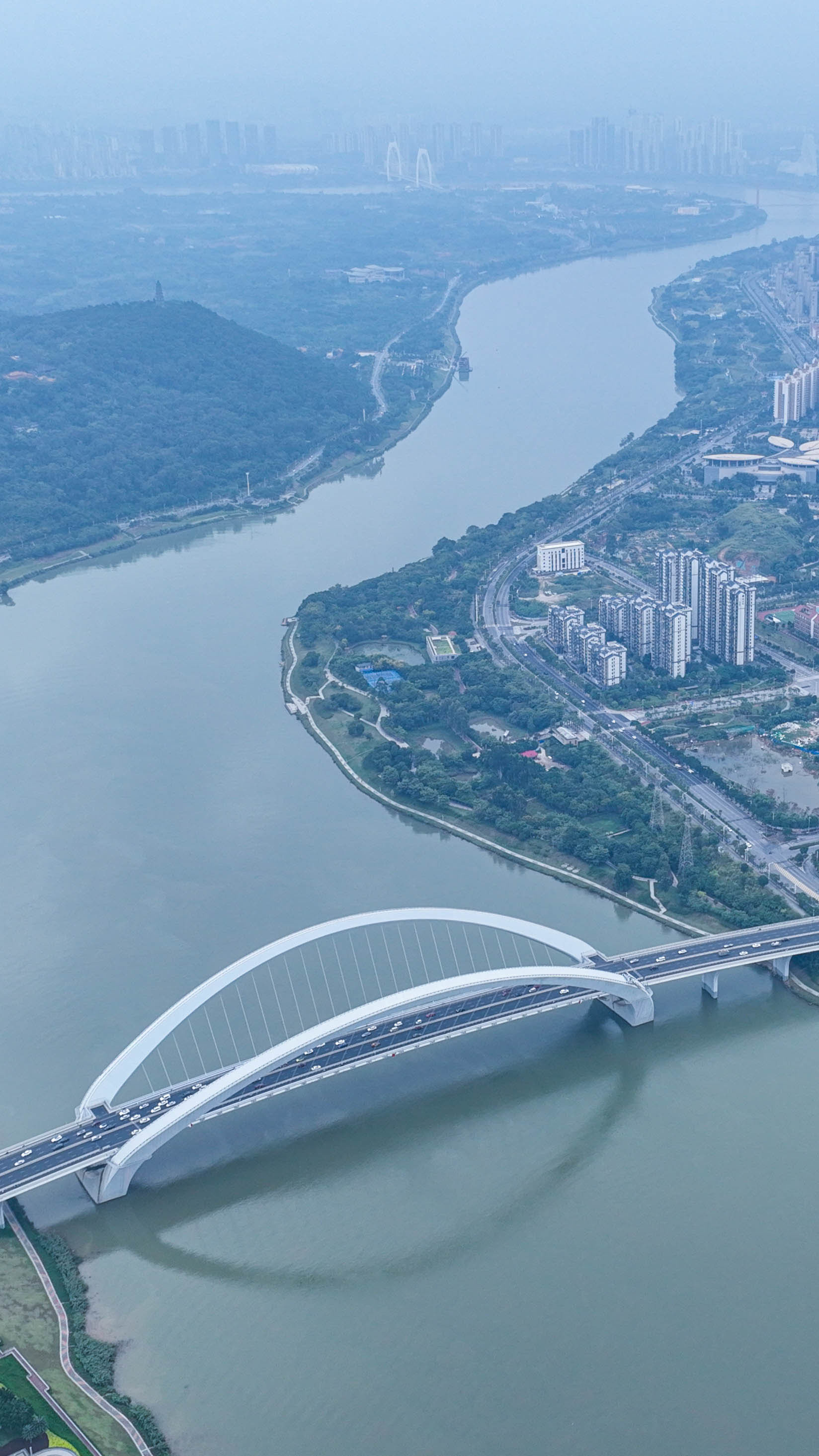 Bird's eye view of the Pearl River Cities
