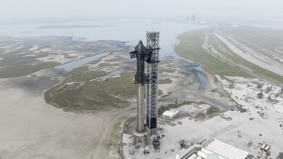 SpaceX's Starship rocket at the launch site in Boca Chica, Texas. /AP