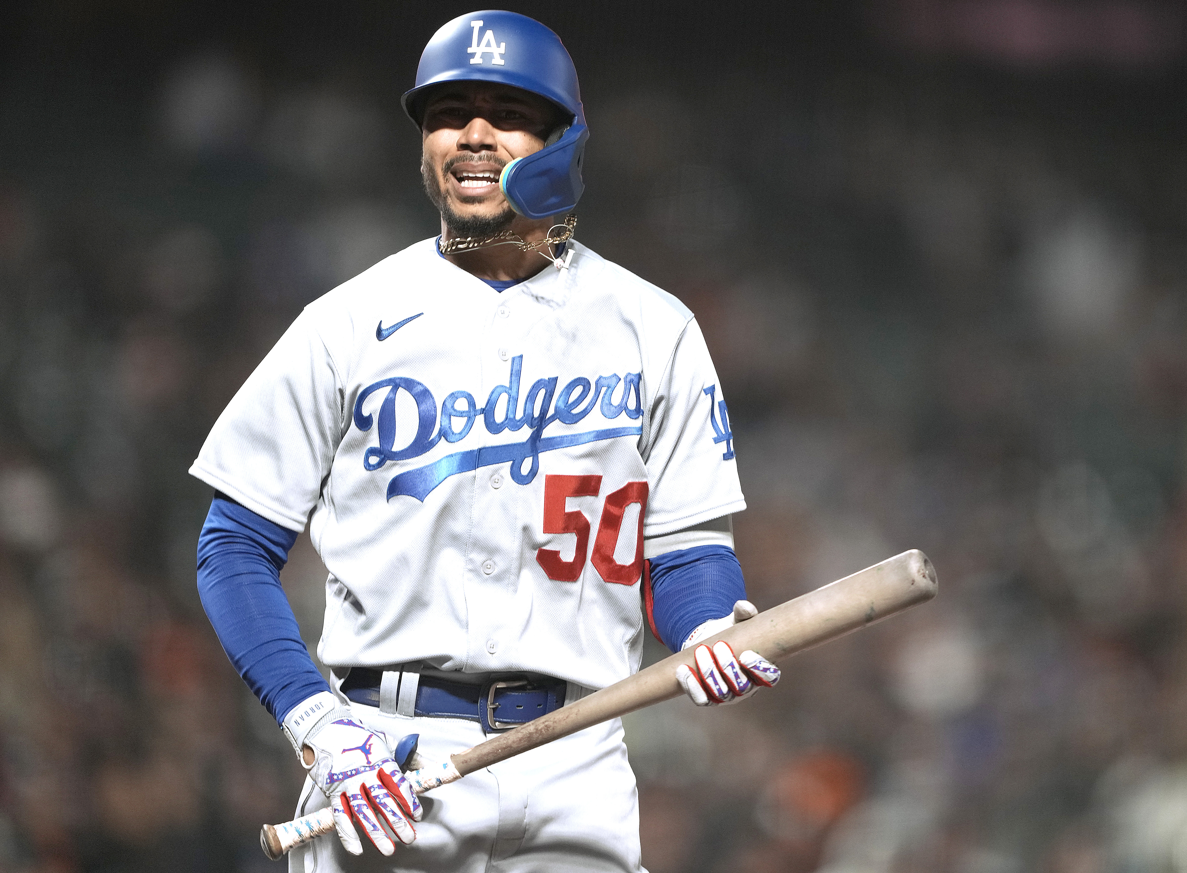 Mookie Betts of the Los Angeles Dodgers looks on during the ninth inning in the game against the San Francisco Giants at Oracle Park in San Francisco, California, April 12, 2023. /CFP 