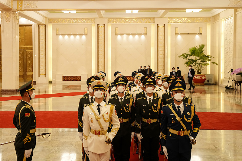 Members of Chinese honor guard are seen prior to the welcome ceremony for Gabonese President Ali Bongo Ondimba at the Great Hall of the People in Beijing, China, April 19, 2023. /CFP